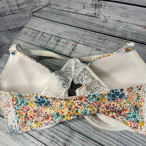 Cacique 44F Floral Lace Racerback Front Close T-Shirt Bra Lane Bryant - Picture 2 of 4